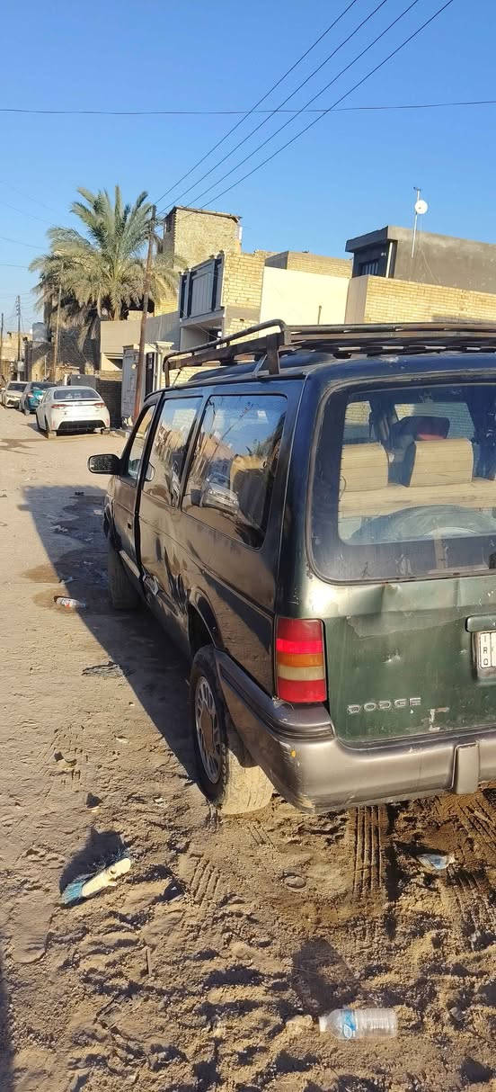 دوج كرفان موديل94 كير ومكينه بلادي 3300 سياره جاهزه تبريد شغال  شاصي طويل مكان بغداد التاجي سبع البور*********** السعر 40 $وبيها مجال بسيط بغداد, العراق

