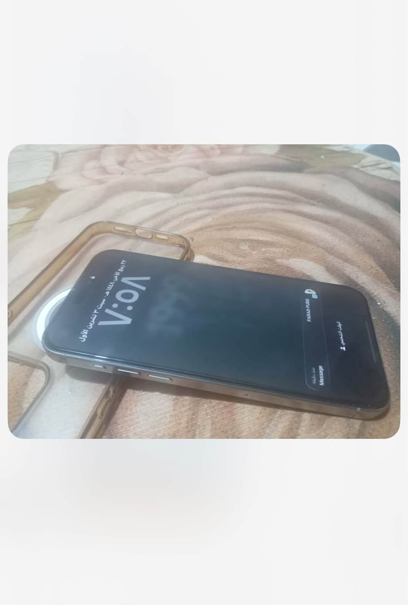15برو ماكس للبيع 
ذاكره ٢٥٦
بطاريه 84
تليفون كلش نضيف 
كلش مابدل بي
بس بي طخه بسيطه من فوك حتى مابينه
مليون  وبي مجال 
مكان واسط الصويره
***********
