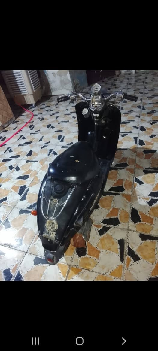 السلام عليكم دراجه كلاسيك سرعه 60 نقصها فاكيوم بس بغداد سعر 150 قفل شراي يتصل ***********
