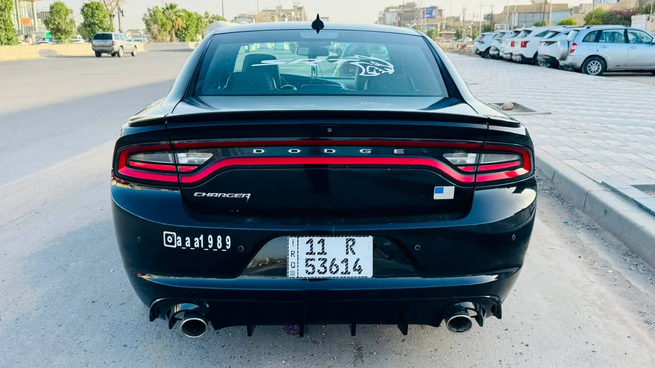 دوج جارجر موديل 19 SXT PLUS
تو ويل 

محرك 3600 

بصمه +كشنات خزن 

رادار بلمري +شاشه جبيره 

تشغيل عن بعد 

كراسي كهربائية 

حساسات خلفي كامره دواره 

السياره جديده ستعمال شخصي 

رقم بغداد نكليزي باسمي 

السعر 235 

مكان السياره بابل شارع 80

السياره جاهزه من كلشي حداديه + تخم تيرات 

تبريد شغال 

***********
