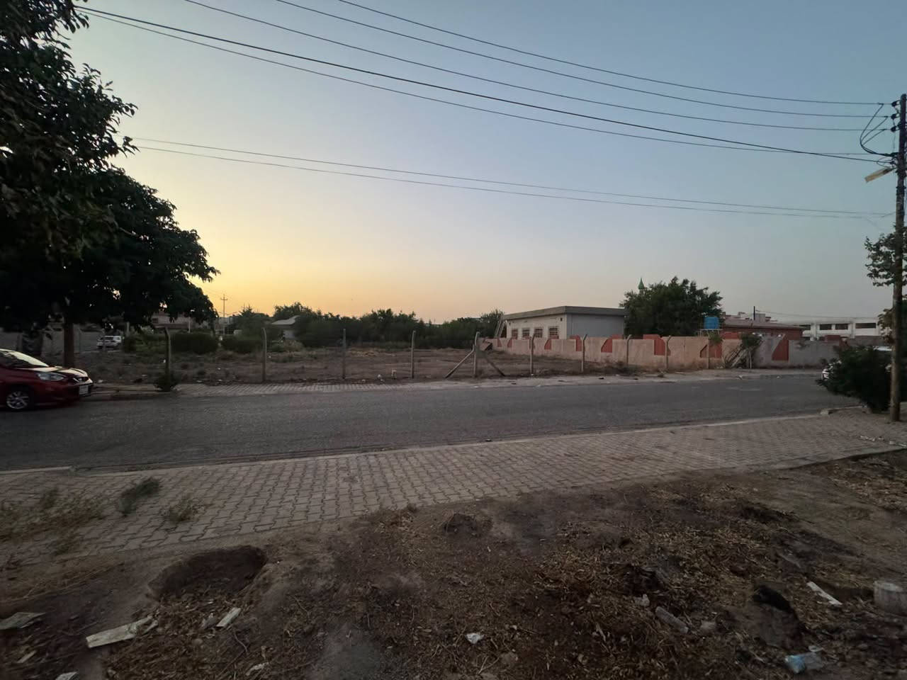 طريق بغداد • حي الدولار • ٣٠٠م