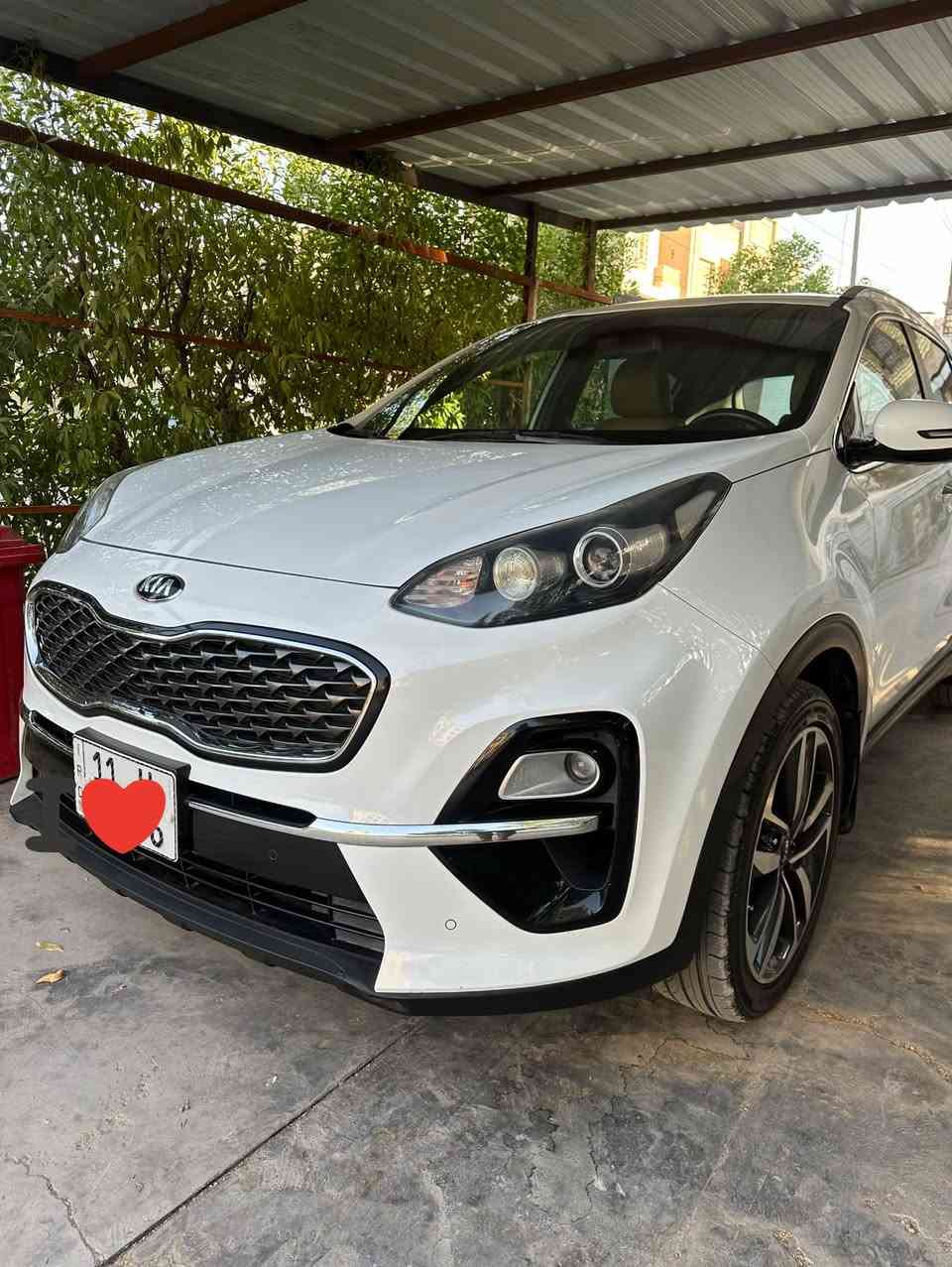 السلام عليكم
سبورتج خليجي موديل2019شكل 20 

ماشية 95 الف رقم بغداد الجديد بااسمي شرط التحويل

السيارة مكفوله كفاله عامة  

تخم تاير جديد ادامة كاملة ربع متصرف عليها 

مواصفات السيارة

محرك 2000 دوش

كروز سرعة

داخل بيجي جلد ومخمل

كامرة خلفية

حساس امامي 

حساس خلفي 

المري شفط 

اشاير بلمري 

٣ انضمة قيادة 

شاشه عطلات  

فول تحكمات ستيرن 

بلوتوث

كروس سرعه

يدات نيكل 

السعر 190$ وبيها مجال بسيط 

للاستفسار الاتصال

***********

عنواني بغداد  زيونة
