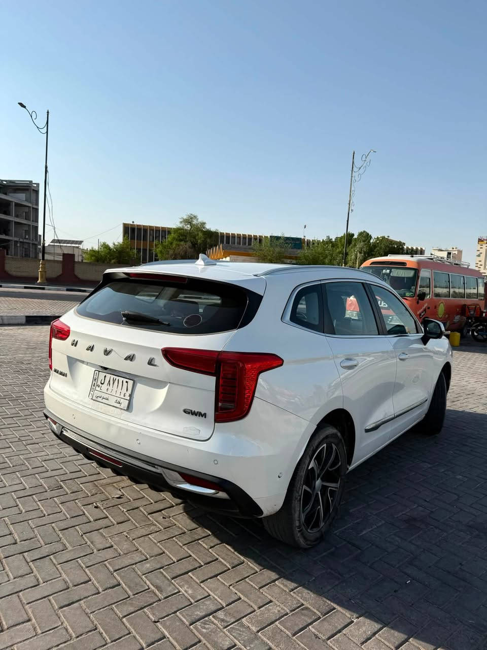 سيارة هافال جوليان للبيع
موديل ٢٠٢٢  ماشيه ١٤٤ الف كيلو متر 
سيارة فول فول موصفات 
موصفات السيارة :
١- حساسات امامية و خلفية 
٢-كامرات ٣٦٠ 
٣-رادار امامي و خلفي 
٤-مثبت سرعة ذكي 
٥-هاند بريك بصمة و اوتو هولد 
٦-بانوراما 
٧- خاصة الاوتو بارك 
٨-كراسي تدفئة
٩-لايتات لاد و اضاءة نهارية
١٠-اربع وضعيات  قيادة  (سبورت و نورمل و ايكو و ثلجي)
١١- مكينة ١٥٠٠ تيربو  اقتصادية
١٢-ثلاث اشكال ل عداد الكيلو متر 
بيها بارد بالجنطه كد شبرين وبيها شخوط تعال گلب وشوف بعينك السياره كير ومكينه مكفول وروح افحص  وتدلل 
السعر 110
للاستفسار 
***********
