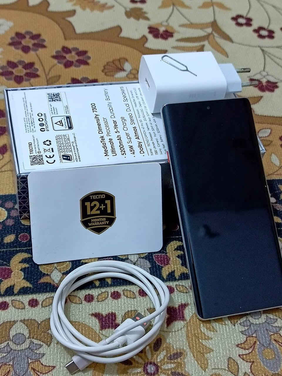 السلام عليكم جهاز Tecno camon 40 pro 5g لون رصاصي مستعمل نظيف جداً ذاكرة 256 نسخة ال 12 و بطارية 95 شاشة 144 هرتز ببجي 90 فريم . الجهاز كامل مع جميع ملحقاته . السعر 425 وبي مجال العنوان النجف الاشرف حي الرحمة الرقم : ***********
