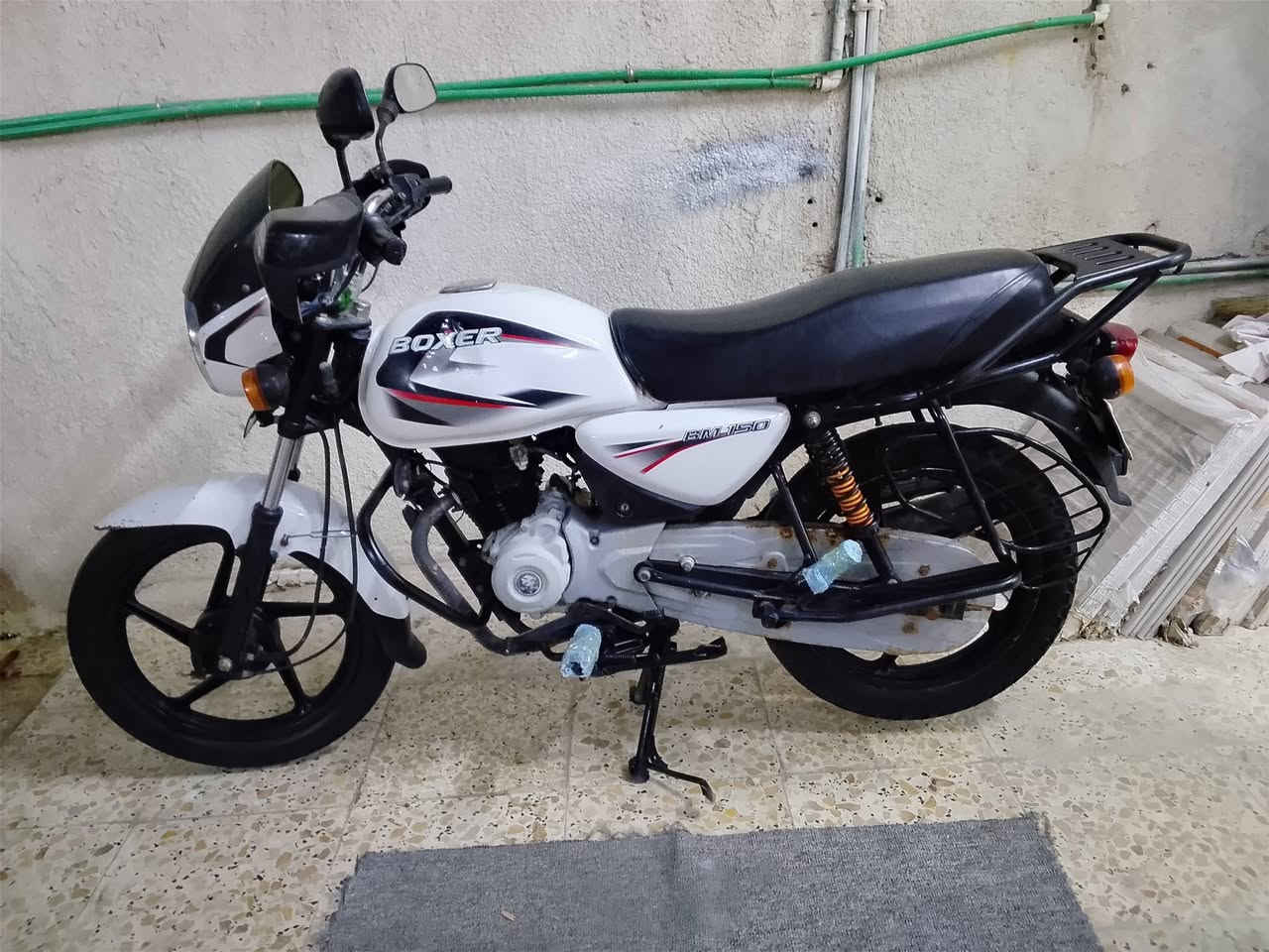 سلام وعليكم درجه بوكسر مديل 21 طالع22 رقم وسنويه تحويل ثاني يوم درجه كهربياه شقاله مفتوح شريكه مره واحده كفاله من صوت ودخانه السعر مليون 700 وبيه مجال الشراي العنوان زبير تصال*********** وتساب موجود وبل خدمه

