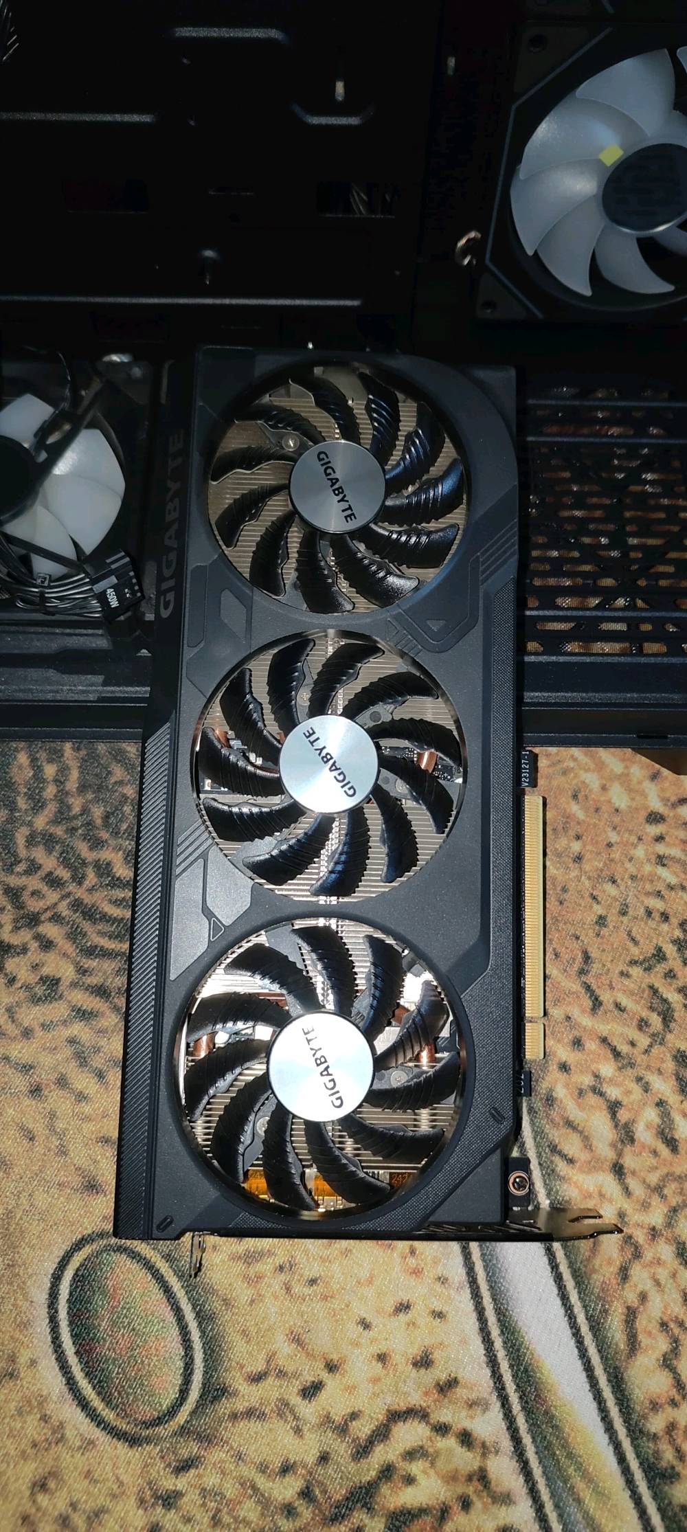 4070 سوبر • i5 13400f • رام 32GB