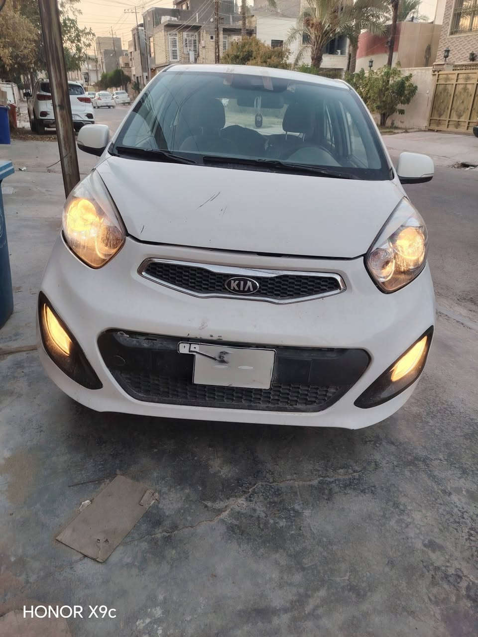 بيكانتو للبيع موديل ٢٠١٤ خليجي محرك ١٤٠٠ بيها تبديل بنيد و جاملغ و بارد السعر ٧٢ ورقة المكان العامرية للاتصال على رقم ***********
