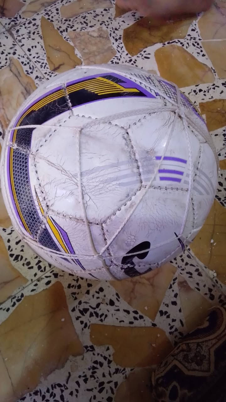 ليوم عدنه كره رياضيه مال ساحات خماسي شكد تريد كره موجود كميه خير من الله مكانه كربلاء حبايب كلبي توصيل داخل كربلاء فقط لرقم *********** /***********

