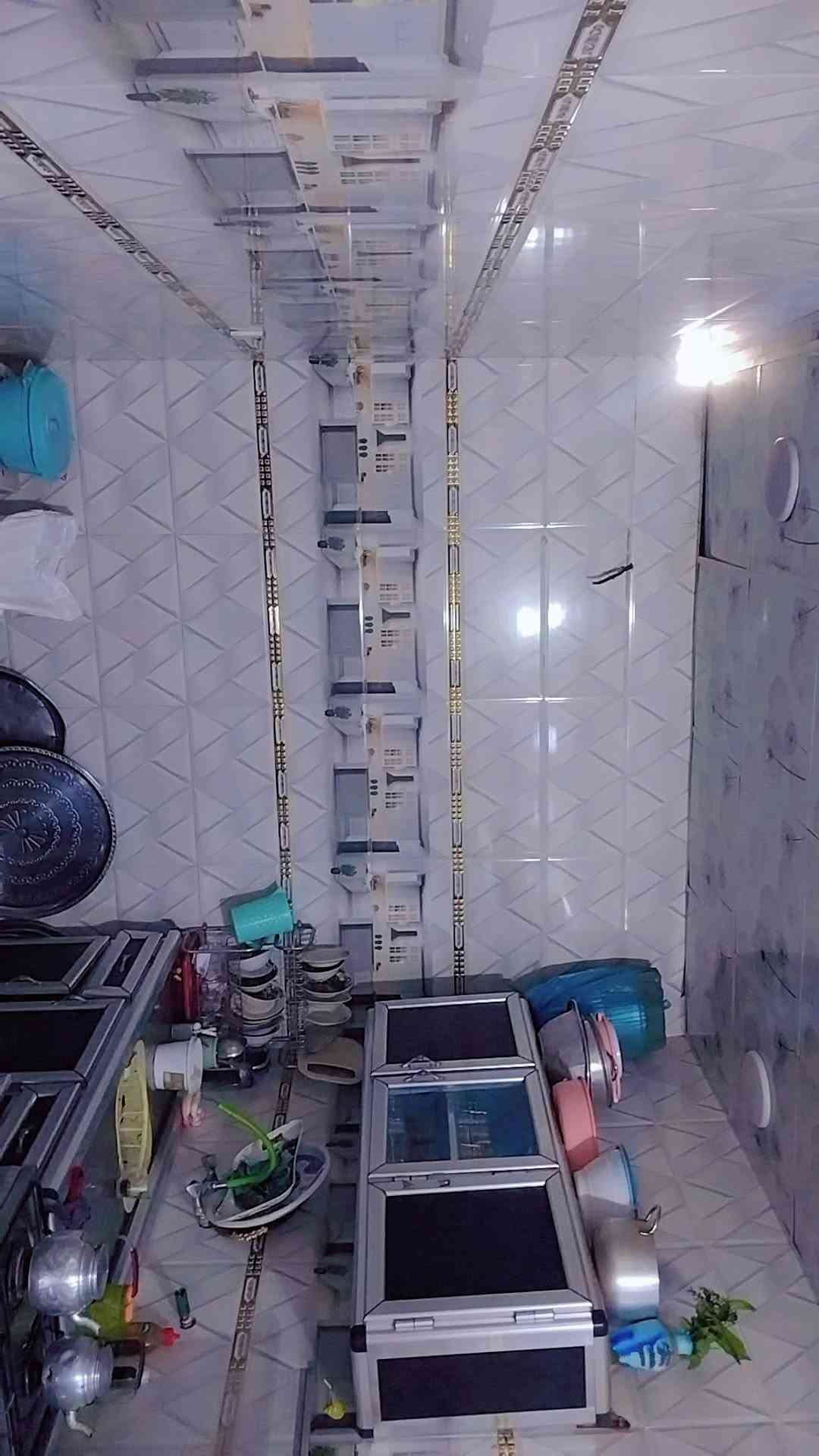 بيت للبيع • ٢٣٠م • حديقة مسيجة