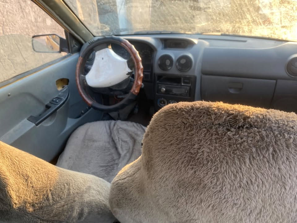 سلام عليكم سايبه موديل ١٢ خياساته كله مسوايه شواصيه نضاف سياره مكينه وكير خير من الله حداديه زينه كهربائيات شغاله سعر ١٠ وبيه مجال حك جيه ***********مكاني نجف
