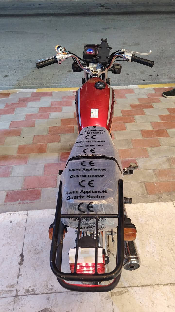 سلام عليكم دراجة للبيع موديل ٢٦ درجة شلعه تخبل أوراق كهربايات كلها شغاله درجة نضافه فول لايت عالي وناصي بك لايت وشاير كلها شغاله درجة نضافه فول اي نقص ما بيها كلشي شغال برغي ما ممفتوح مكفوله كفاله عامه كلشي ما عوزها مكفوله كفاله عامه مكاني كربلاء الحر السعر ٧٢٥ وبيها مجال خابر وتدلل ***********
