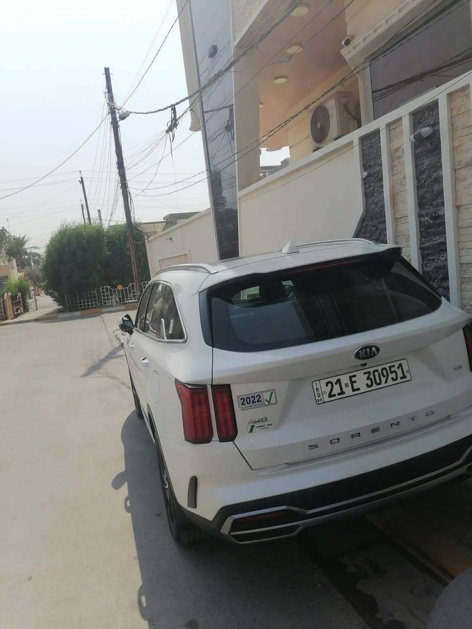 السلام عليكم. سورينتو موديل ٢٠٢١ خليجي مكفول فول مواصفات رقم سليمانيه
محرك ٦ سلندر سقف بانوراما كشنات جلد تدفئه وتبريد فور ويل جنطه كهرباء كاميرا ٣٦٠ درجه شحن واير لس حساسات امامي خلفي كاميرا اماميه وبعد هوايه مواصفات ماشيه ٧٢ الف كم وقابل للزياده السعر ٢٦٥ مكاني فلوجه  للاتصال على رقم الهاتف ***********  ***********

