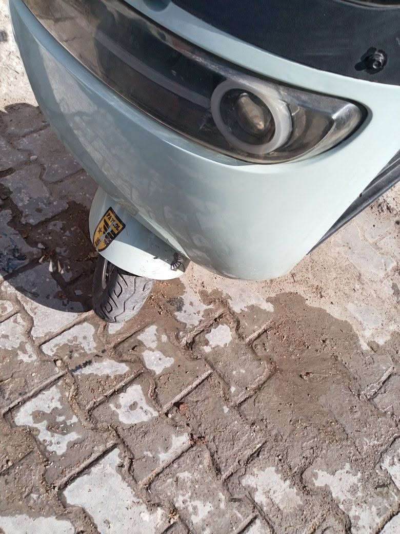 تكتك شحن 2راكب 3 تايرات 5 بطاريات استعمال قليل
السعر مليون و100 وبيها مجال بسيط مكاني الحرية الثالثة واتساب ***********
