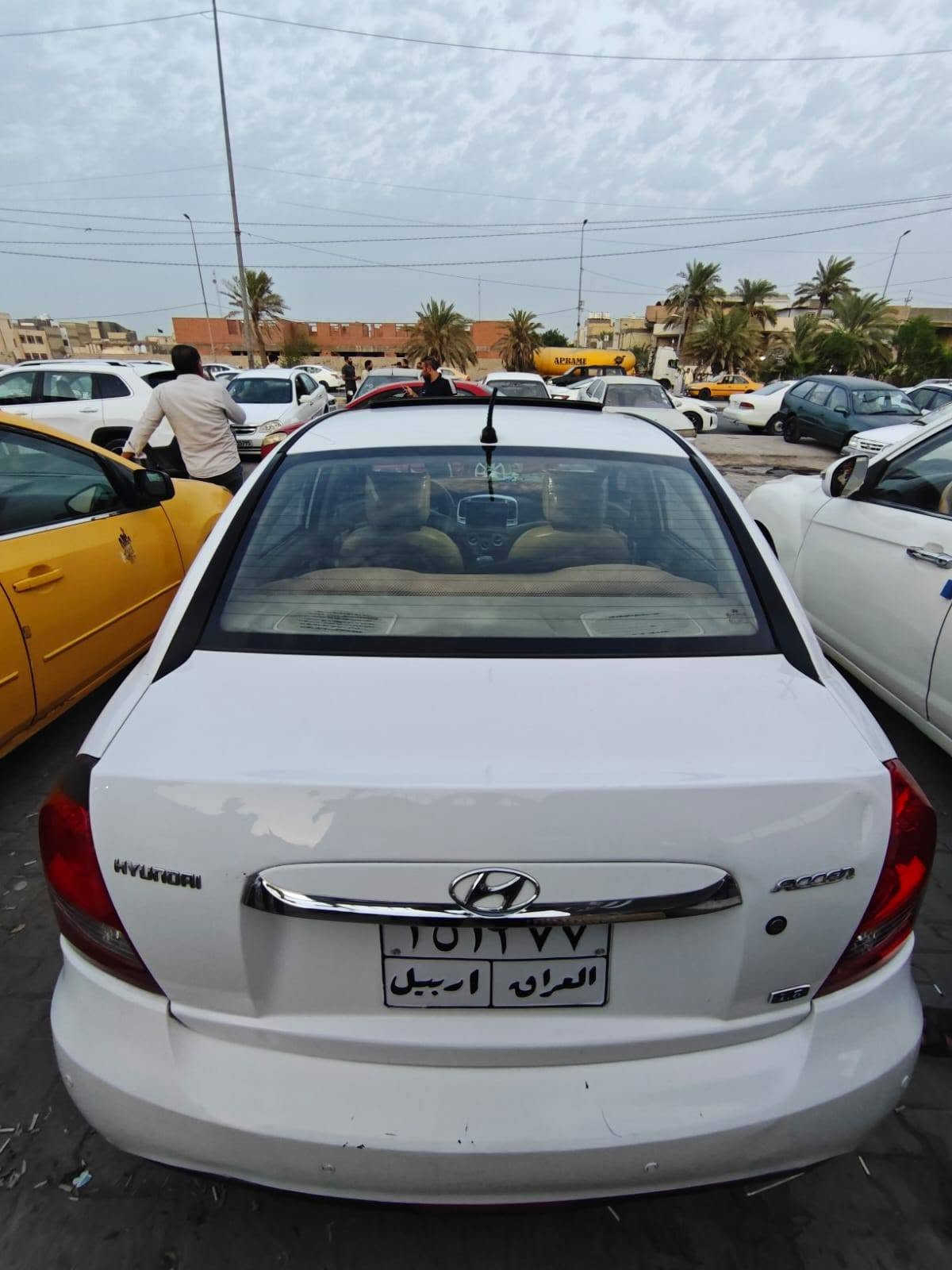 *********** ملاحضة مكلف بنشر اي استفسار اتصل ع رقم سلام عليكم هونداي اكسنت 2010 خليجي رقم اربيل بسم كردي مداور أو وكالة سيارة جديدة واحلة من صور محرك ١٦٠٠ اصل جديد 
تبريد ثلج منضومة جديدة تخم تاير اصلي كوري ستوني شادة حدادية جديدة امامي خلفي لايت زنون عالي ناصي كشاف زنون فتحة سقف محرك ١٦٠٠ اصل مو تحوير اشاير بل مري السيارة كفالة من ضربة
بيه قطعتين صبغ بدون دواخل 
السعر ٨٥ وبيه مجال وترهم مراوس 
تحياتي للجميع النجف, العراق
