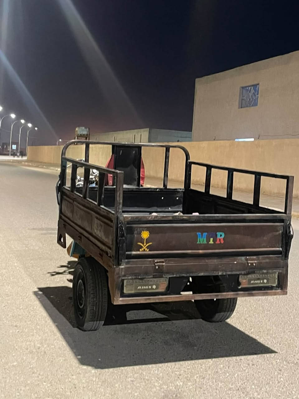 ستوته mtr تعمير 25 شاصي 15 اكسن جمره الستوته نضيفه نكره سلف مستعجل مستعجل السعر مليون و300 بيها مجال *********** موجود واتساب وعلى الماسنجر وعلى الخط مكان السماوه الجربوعيه الاولى
