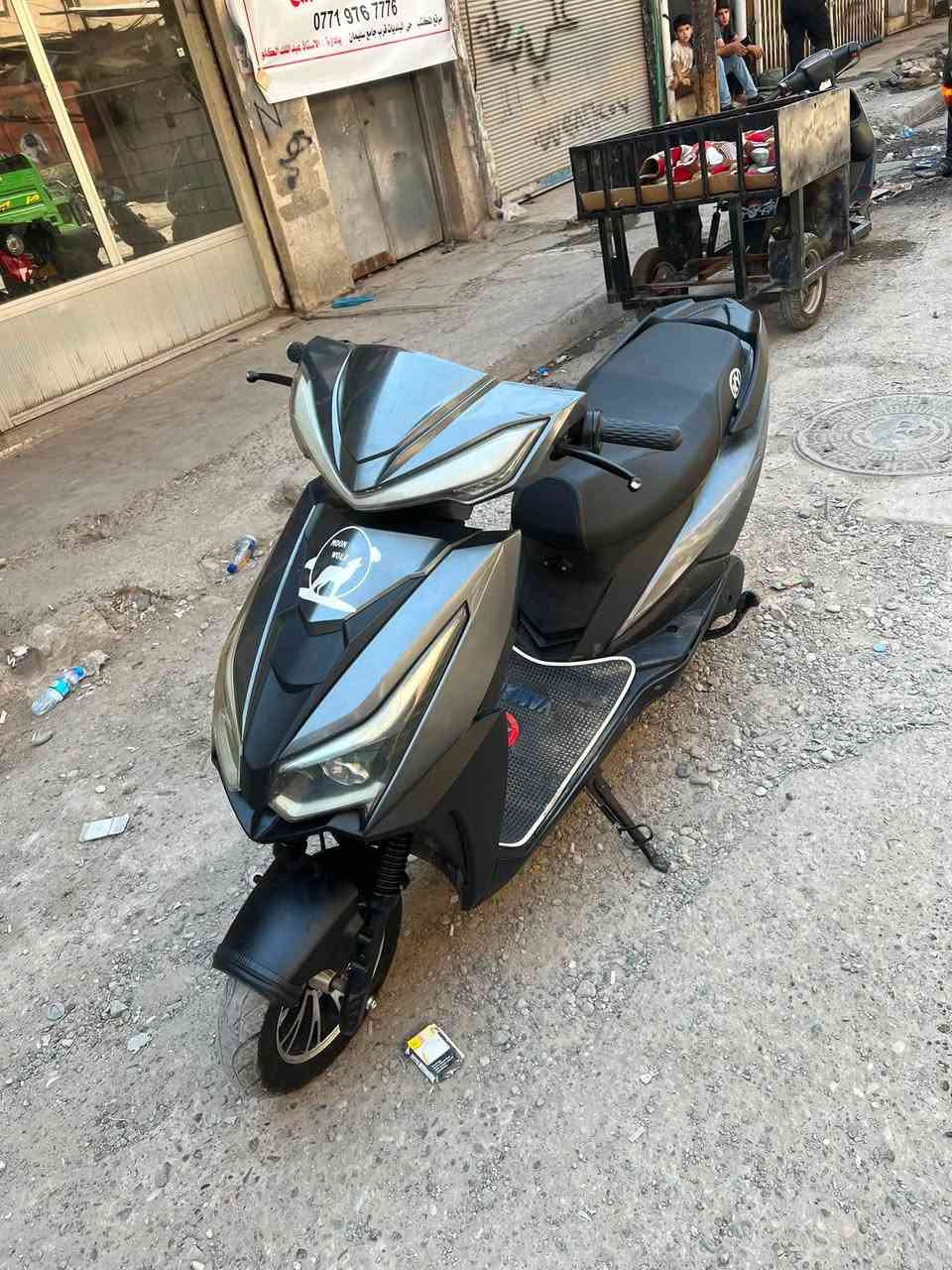 السلام عليكم
دراجه شحن للبيع بدون بطاريات 
السعر٣٠٠وبيها مجال اني مآخذها ٥٠٠
للبيت أو مراوي وانطي فرق
وهاذا رقمي للتفاوض (***********)
للعلم الدراجه كلها شغاله ونضيفه حيل بس يرادلها بطاريات
مكاني موصل مقابل دايرة المرور
