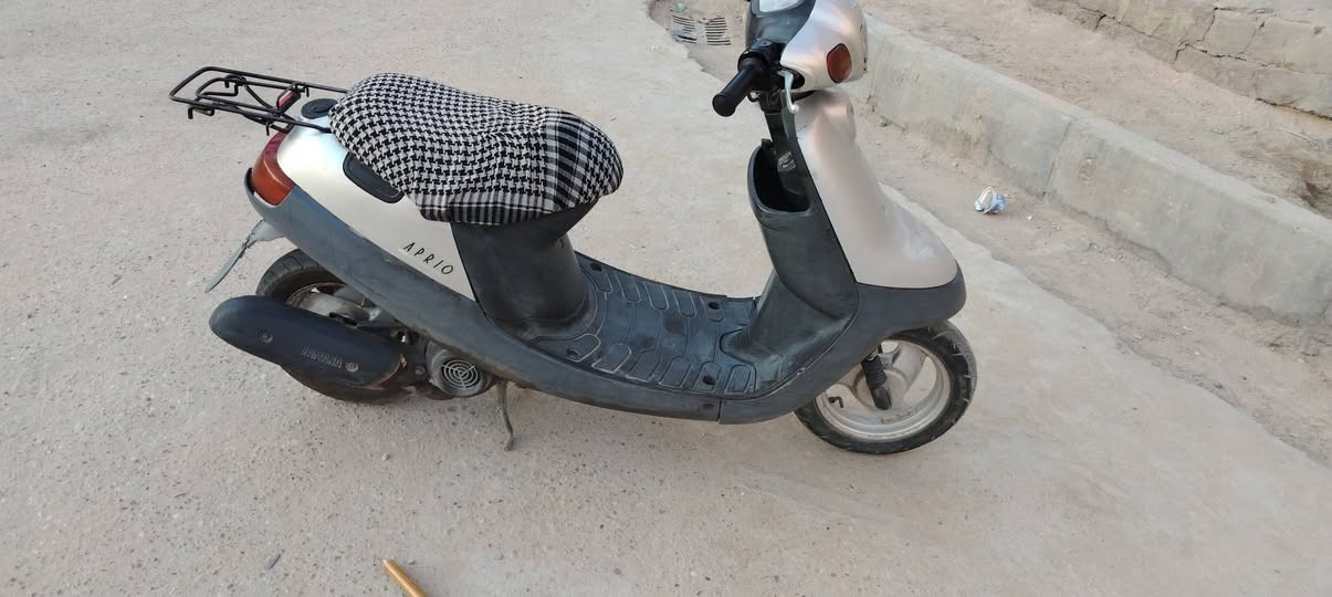 دراجه بتره خطين للبيع كفاله من الطول للطول السعر 525 وبيه مجال معدله اطلع ال60 وفوكهن كفاله مال حاويه الدراجه ***********
