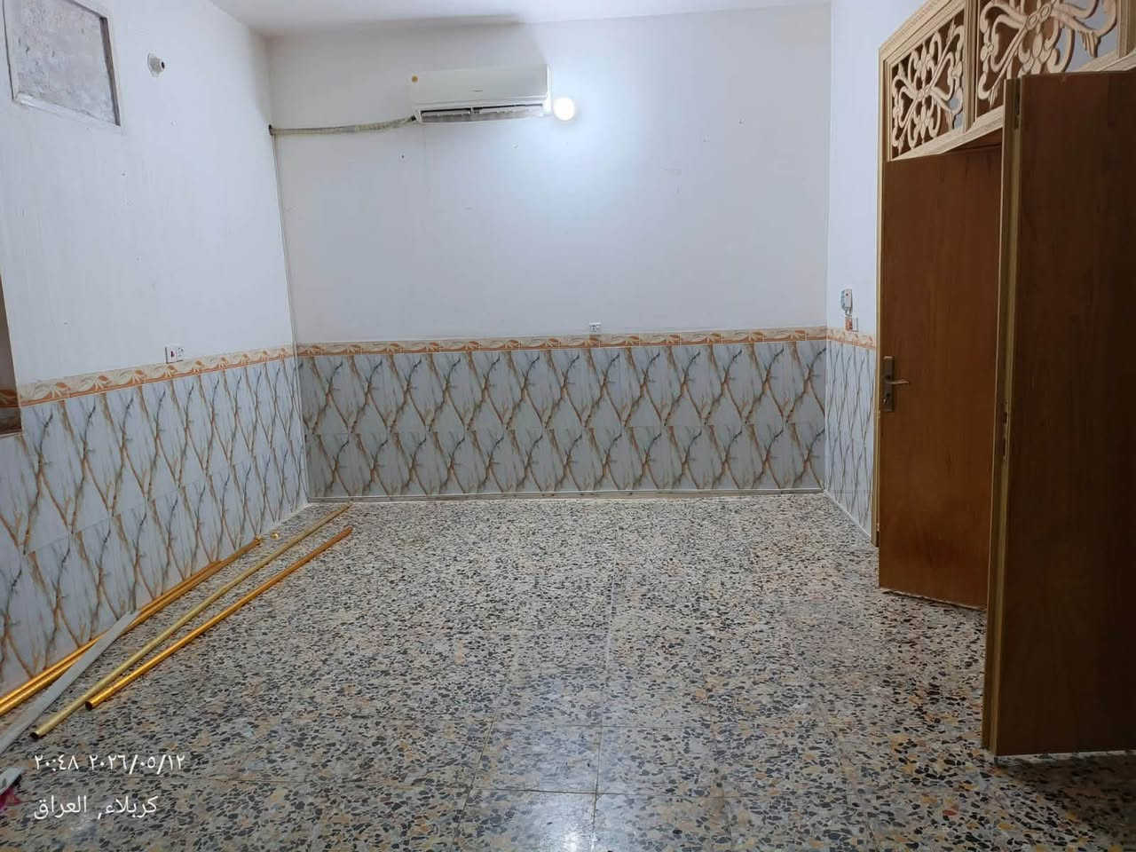 بيت للبيع ركن مساحة 150 م العنوان/ البوبيات عمود 22 السعر 210 وبي مجال هواي _للاستفسار ع الرقم ***********
