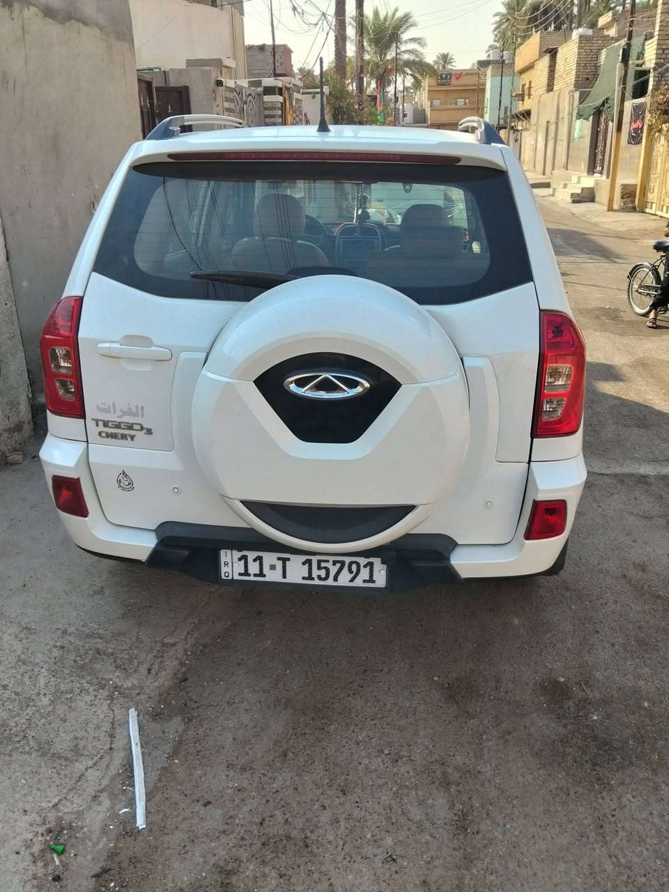 السلام عليكم تيكو موديل ١٨ رقم بغداد انكليزي تحويل مباشر  كير ميكانيكي المرغوب
محرك حجم 200cc سياره بلاديه على وضع الشركة
مابيها نقص برغي جاهزه من كل النواحي
ماشيه 118الف سعر ٨٥ وبي مجال مكاني بغداد 
بيهه قطعتين 
باب خلف سائق 
 ودوسه باب صدر  والباقي مكفول كير مكينه تبريد ثلج
***********
