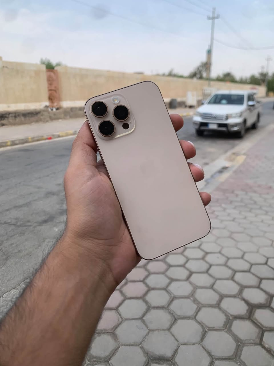 آيفون ١٦ برو ماكس • ٢٥٦ • شاشه ابل