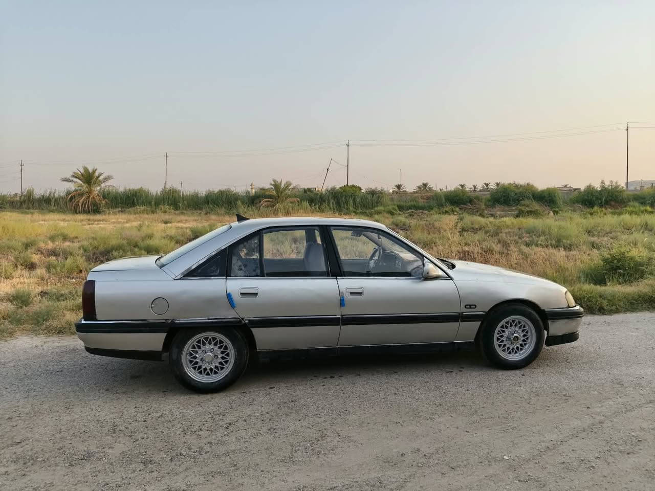 سلام عليكم اوبل اوميكا 1992محرك 2000بلاد كير عادي صدر تخم تاير كله جديد ويل كب رقم انبار سنويه عضم عاج لل 2028 تحويل ثاني يوم السعر 27 مكاني رمادي اتصال ***********
