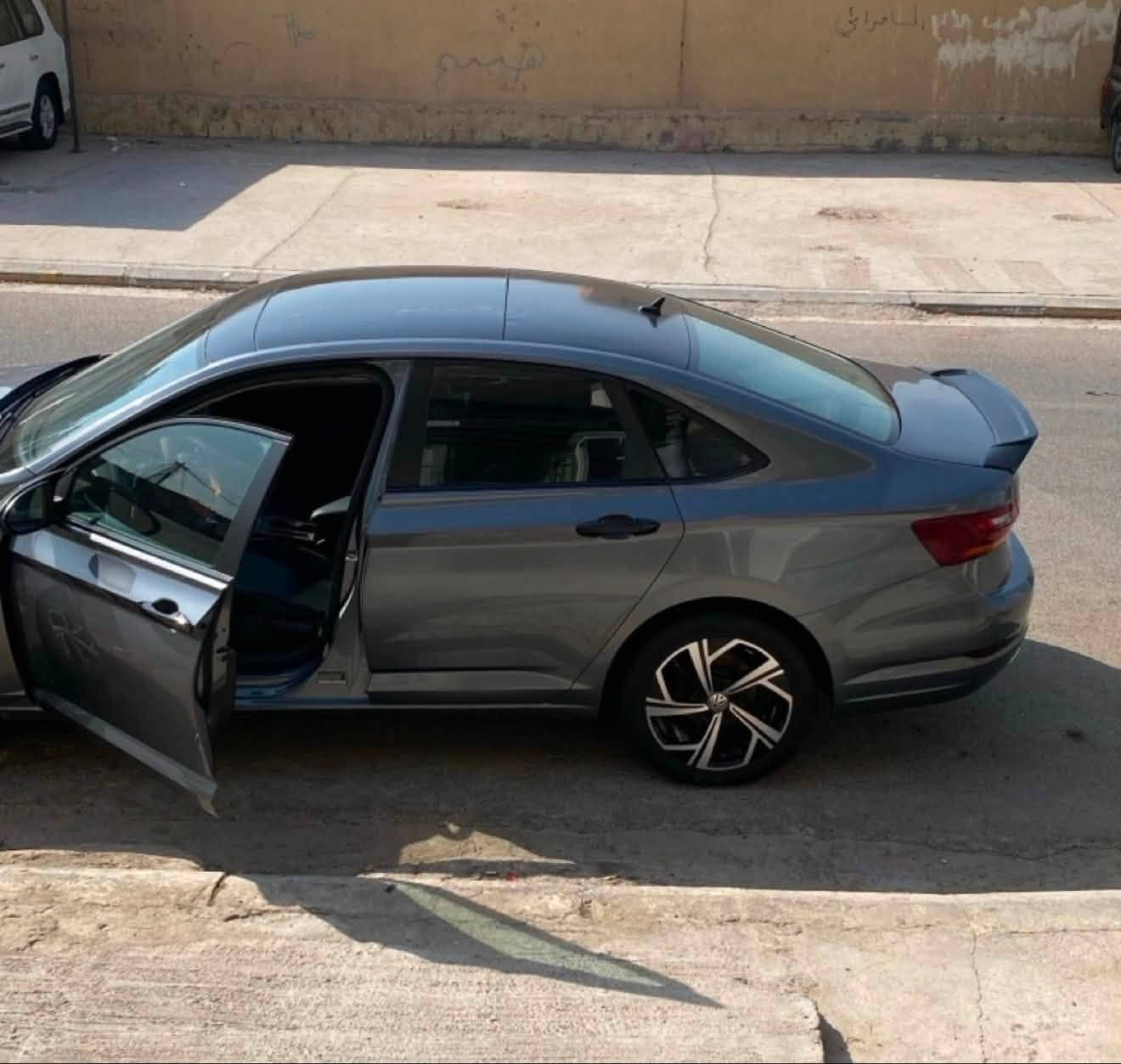 ‏( JETTA SE PLAS 2019 )
-‏76m ماشيه
-رقم انكليزي سنوية لـ2030 وهزه جديده
-باتري جديد تركي درجة اولى
-‏‎محرك 1400 TURBO اقتصادي ونشاط بنفس الوقت
-‏‎كير اوتو 8 نمر 
‏‎-وضعيات القيادة ( سبورت - نورمال - ايكو - عادي )
- بانوراما
- بصمة تشغيل
- بصمة ابواب 
- تشغيل واطفاء عن بعد
- قفل جام مركزي
- رادار امامي عدد 2
- رادار خلفي
- رادار جانبي
- مانع تصادم خلفي امامي
- اوتو ستارت - ستوب
- مثبت سرعة 
- نظام ترحيب
- توقف ذاتي 
- هاندبريك بصمة
- منظومة زنون بلادي
- ماسحات اوتو للامطار
- شاشه 8 انج لمس تدعم كار بلي ( ابل - اندرويد ) 
- سستم سماعات BEATS مع مضخم بعدني ماشاده
- كشنات جلد اسود
- تدفئة كشنات 4 مقاعد
- تدفئة ستيرن
- تدفئة مري
- تدفئه - تبريد بيانو منفصل
- اضائة LED اوتو ليلى نهاري
- بك لايت LED
- كامرة خلفية
- سترين حرف D
- فول تحكمات ستيرن
 
⭕️صرف البانزين لتفويله تمشيك  730 كيلو

⭕️حماوه انساها 200 وتبريد وبعز الحر اذا صعدت شعرايه رجعها

⛔️ضرر قطعة وحده
‏‎جاملغ امامي ايسر وراجع نفسه معدل بارد ومصبوغ بدون معجون بدون دواخل بدون ايرباك برده وحده فقط 
‏‎وضربه صغيره كد اصبعين بالبنيد خباثه كل ضررها من امريكا
‏‎وبارد باب خلفي 

 ***********

مكاني فلوجة
