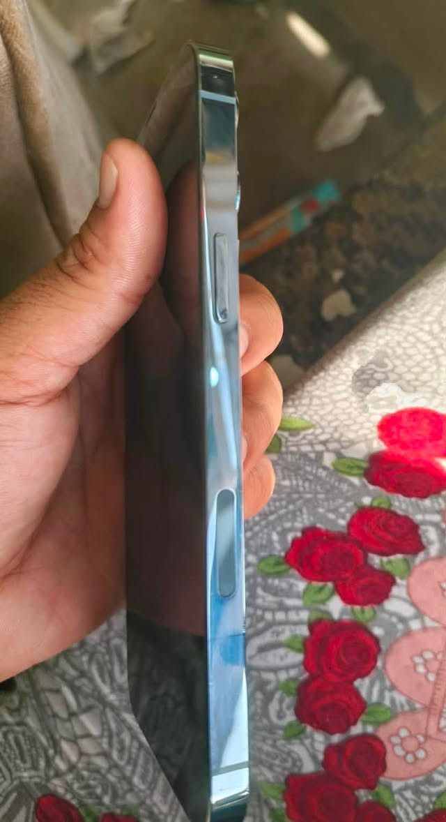 السلام عليكم ايفون 13 برو ماكس امريكي
ذاكره 256 بطاريه 81 وكع مني وانفطر الظهر وطلعت الكامره قطعة غير معروفه مكاني نجف *********** اعلى سعر ابيع
