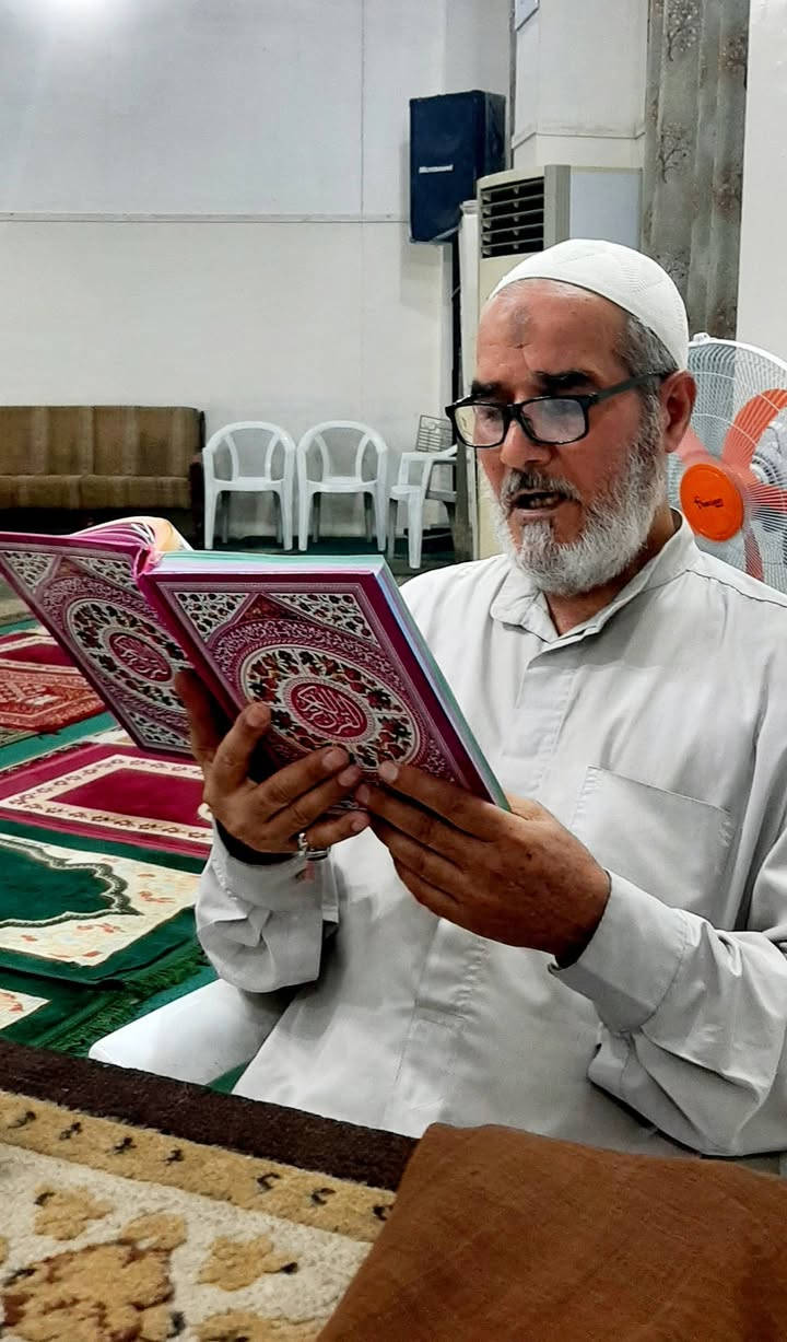 مدرسة جامع الجوادين الكبير القرآنية 
السبت : 5 /9 / 2026 م 1447 هجري
المادة : احكام التلاوة والتجويد المستوى الأول 
الإستاذ: سيد رياض عباس حسين الموسوي
الحمد لله لتحقيق اول درس لأحكام التلاوة والتجويد المستوى الأول في مدرسة جامع الجوادين الكبير القرآنية والتي يحاضر فيها الإستاذ رياض عباس حسين الموسوي بحضور عدد من الاساتذة والطلبة المشاركين  ... اخوووكم  ...
الشيخ سيد رياض عباس حسين الموسوي 
اعلام مدرسة جامع الجوادين الكبير القرآنية 
للإستعلام والمشاركة الاتصال ***********
