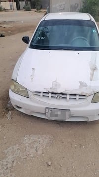 اكسنت ٢٠٠١ • باتري جديد • بدها حدادية