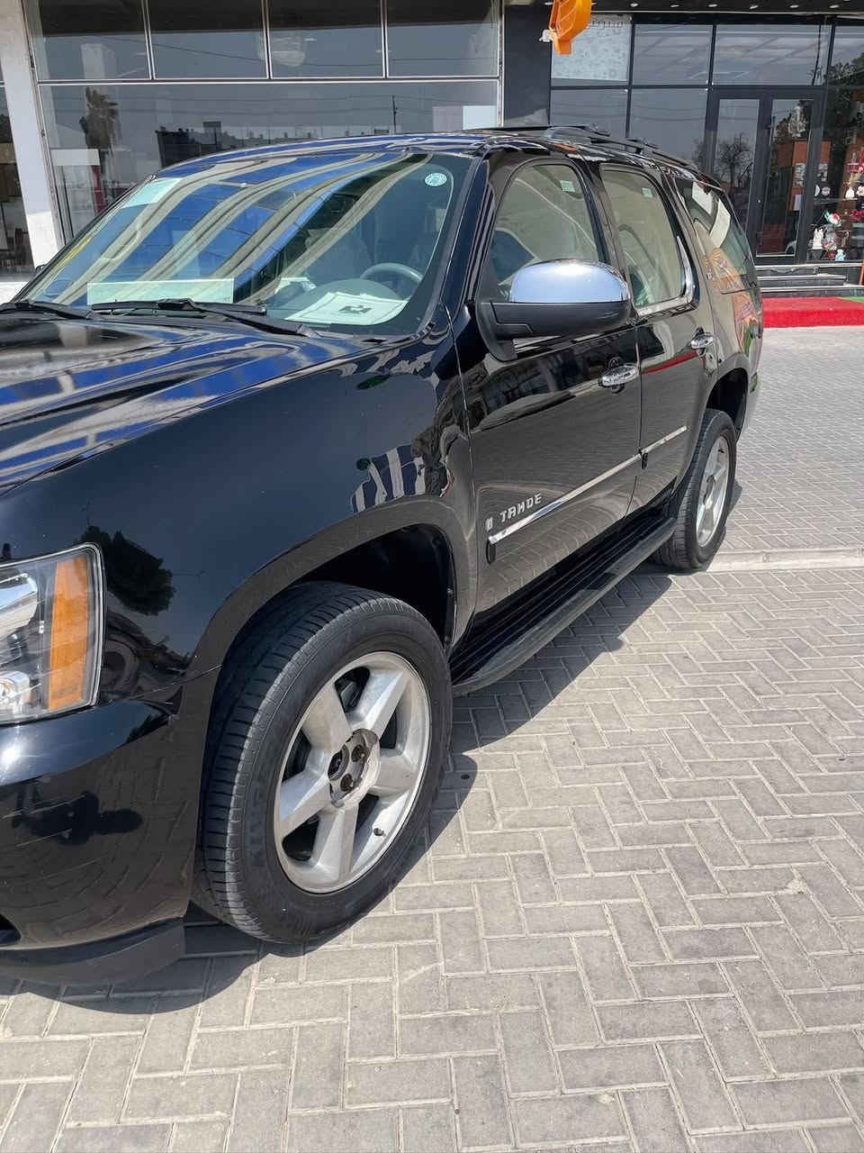 تاهو مديل ٢٠٠٩ خليجي كفاله بيه بارد بلمدكر الامامي الايسر فقط  والبنيد جارد مغلف نانو اسود السعر 175 وبيه مجال *********** البصرة, العراق
