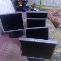 شاشات للبيع حجم 19للببع نظيف شغال فوول ترهم حاسبة وترهم كاميرات سعر 25...