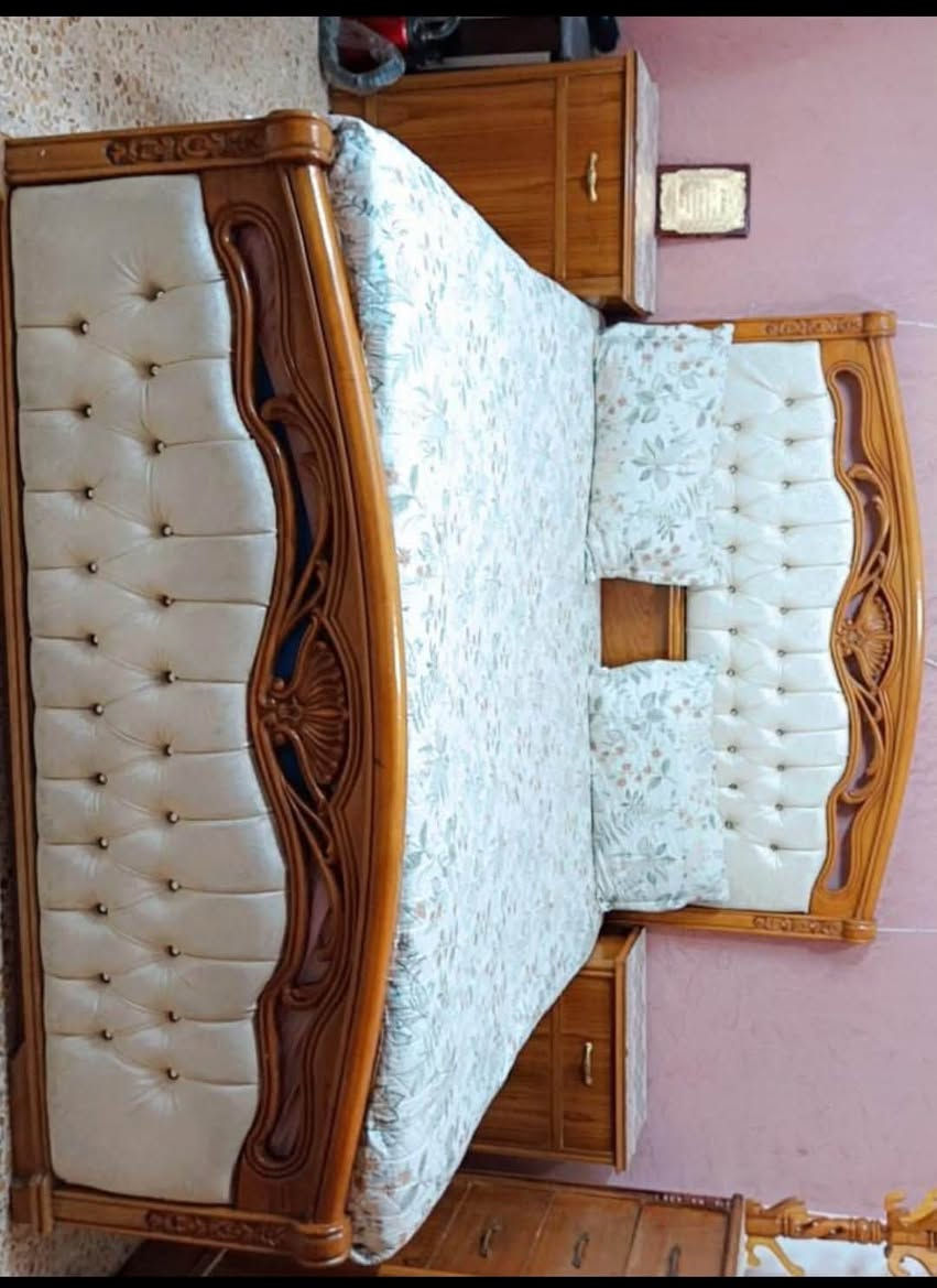 غرفه نووم نجاره صاج تجنن مابيها كل ضرر سعرها مليون وبيها مجال تواصل مع هاذا الرقم ***********

