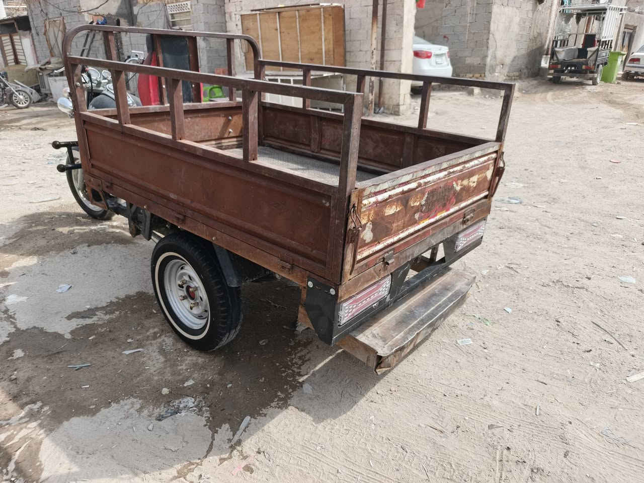 ستوته للبيع اوراق موديل 11 ستوته جاهزه ونظيفه سعر 1,250 وبيها مجال مكان النجف حي الرحمه***********
