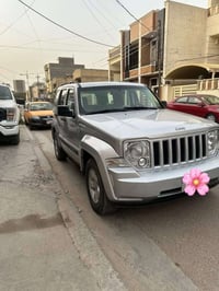 جيب اليبرتي مديل 2008سيارة كير ومكينه مكفولات تبريد شغل رقم بغداد الجد...