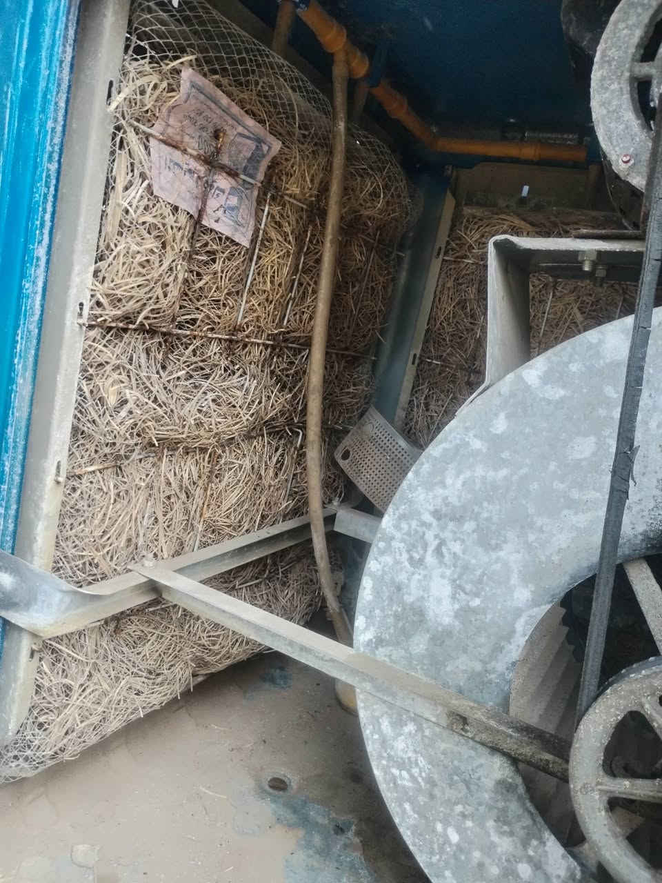 مبرده سوبر نظيفه جدا للبيع السعر ١٣٠ وبيه مجال للاتصال *********** أو من الخاص
