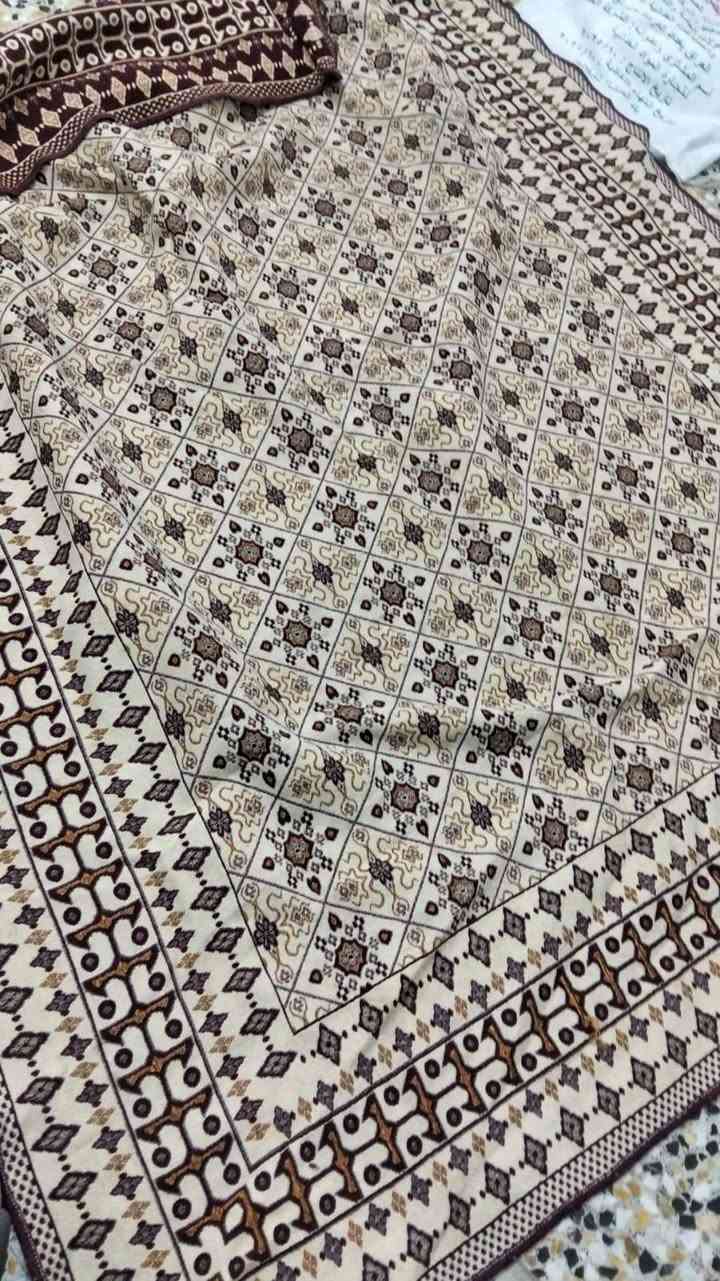 موكيت كلاودي • ٣ونص×٢ونص • مفرش ايران ٣×٤