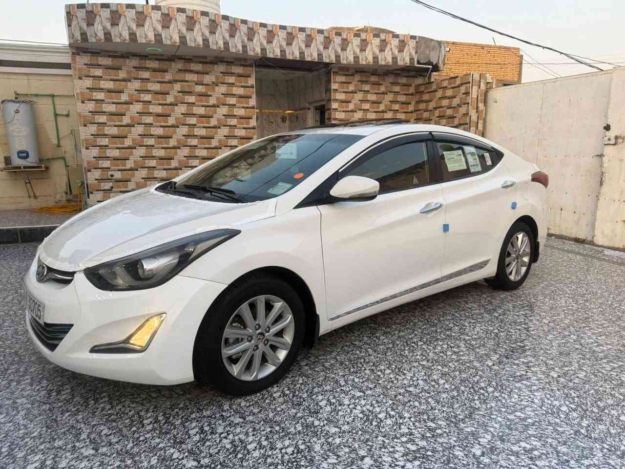 النترا موديل 2015 وارد خليجي فول مواصفات 1/1   صبغ جاملغ امامي فقط والباقي مكفول من الضربه والكص والعيب تخم تاير جديد حداديه جديده مكينه 1800 لاتنقيص ولاتبخير رقم بصره  انكليزي هزه وسنويه 31 تحول ثاني يوم تبريد ثلج لايت زنون السعر 110وبيه مجال لشراي ***********
 ***********
