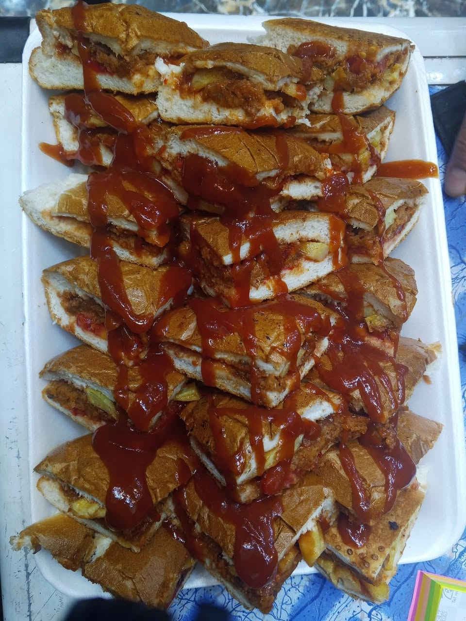 عروض مطعم العروبة 
توصيل ***********
