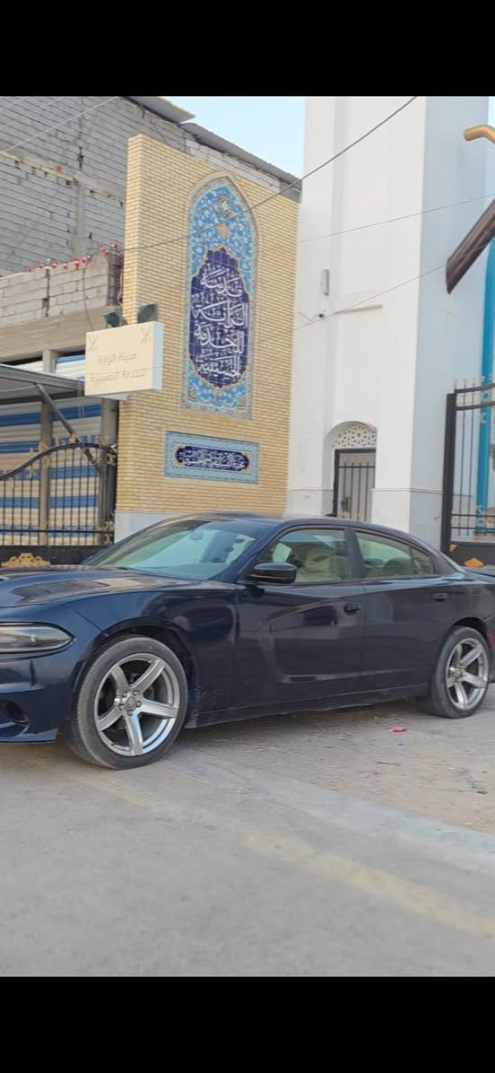 سلام عليكم  للبيع او مراوس جارجر 15مرمزه 16 ماشي بمعاملتها مالت التنزيل الموديل حولوني عل كمرك وعفتها 
Sxt مكينه 3600 
محدثه كت كامل srt  بيها صبغ حزام بدون ضربه ودواخل وشواصي كفاله  كير مكينه حداديه تخم تاير كله جديد 
ويل 20نجمه الاصلي السياره نقصها تبريد 
رقم ذي قار السنويه ل28 للبيع او مراوس  السعر 110وبيها مجال مكاني نجف ***********
