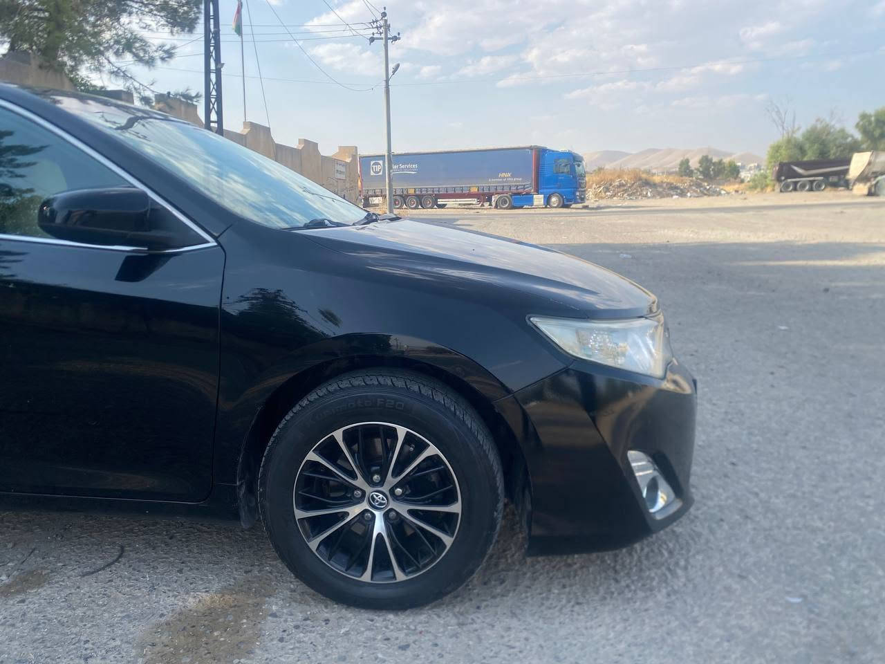 Camry2013xliji
بیلاد شەغال 

٣سویچ 

١پارچە بۆیاخ  

١پەڵە تەعدیل 

سعر١٢٥ 
*********** watsup
