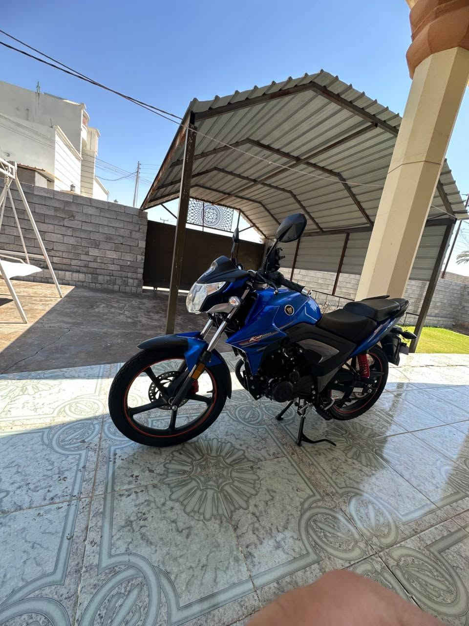 هاوجي 2023 بعده جديد صار شهر من شديته
ماشي 7000 
السعر 18 وبي مجال 
ملاحضه بي فطر بالجاملغ الامامي فقطط 
***********
