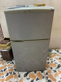 ثلاجة • متواجدة • واتساب