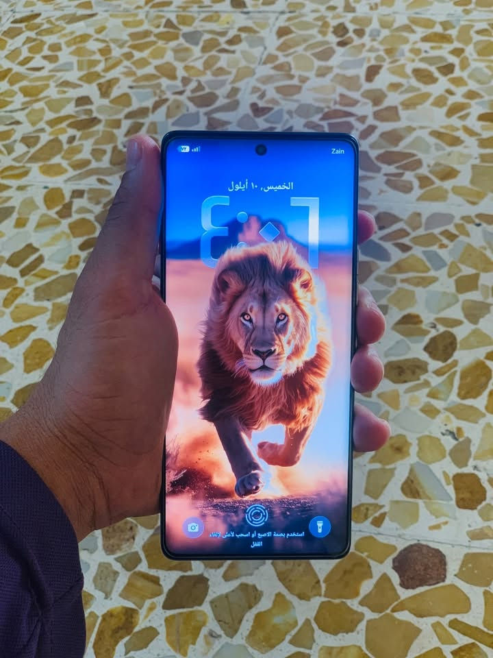 Tecno Camon 40 Pro 5G
بسعر 375 وبي مجال قليل

الذاكرة 256GB

الرام 12+12

المعالج Dimensity 7300 Ultra

ينطيك 90 فريم بالببجي 

تردد الشاشة 144Hz 

كاميرا 50MP

بصمة بالشاشة 

بطارية 5200mAh

جهاز كلش حلو ونظيف 
المكان موصل ايمن

***********رقمي اتصال موجود 
نضافه 100 ‎%‎
