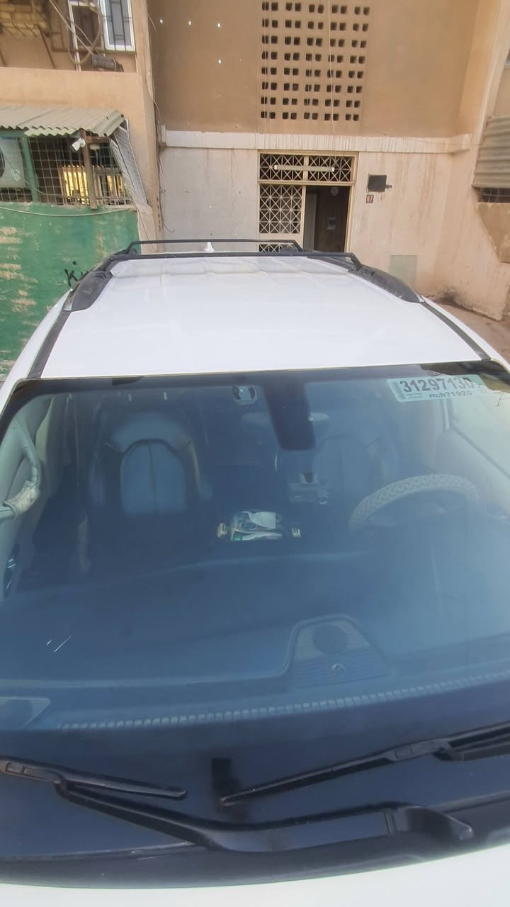 كلايسلر.باسفيكا ٧ راكب موديل ٢٠١٨ ماشية      ١٤٠ كيلو فيها مواصفات  الابواب والصندوق كهرباءعدا فتحة السقف حادثهاجاملغ خلفي صفحة السائق موثقة في الصور رقم بغداد وبأسمي مكان السيارة الامين الثانية نواب الضباط  السعر ١٧٣$وبيها مجال بسيط جدا للاستفسار اتصال على الرقم *********** غير متواجد على الفيس
