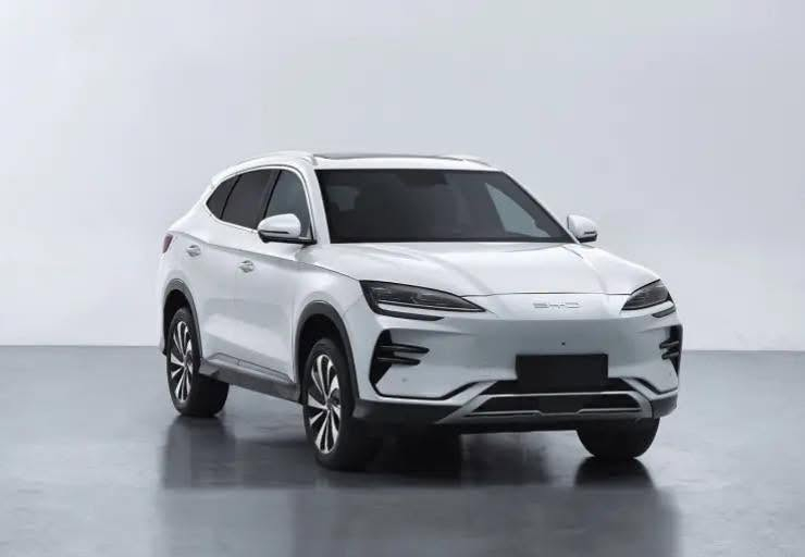 متوفره حاليا لدى شركه ومعرض عصر السرعه لتجاره السيارات
🔥 BYD Song Plus PHEV AWD موديل 2026 🔥
⚡ أبرز المواصفات

✅ محرك 1.5 لتر Plug-in Hybrid
✅ نظام دفع رباعي AWD
✅ قوة تصل إلى 330 حصان
✅ ناقل حركة E-CVT
✅ مدى كهربائي يصل إلى 80 كم (WLTC)
✅ بطارية Blade LFP مع شحن AC ودعم V2L لتشغيل الأجهزة الخارجية
✅ تسارع من 0 إلى 100 كم/س خلال 5.9 ثانية
✅ سرعة قصوى تصل إلى 180 كم/س 

✨ الفخامة والراحة

🌟 شاشة وسطية دوارة قياس 15.6 بوصة
🌟 شاشة عدادات رقمية 12.3 بوصة
🌟 شاشة عرض أمامية HUD
🌟 نظام صوتي بـ 10 سماعات
🌟 مقاعد كهربائية مع تدفئة وتهوية
🌟 سقف بانورامي
🌟 شاحن لاسلكي 15W
🌟 تكييف أوتوماتيكي ثنائي المناطق
🌟 إضاءة داخلية متعددة الألوان 

🛡️ أنظمة الأمان

✔ وسائد هوائية متعددة
✔ كاميرات وحساسات أمامية وخلفية
✔ نظام الثبات الإلكتروني
✔ مراقبة ضغط الإطارات TPMS
✔ تحذير من التصادم الأمامي والخلفي
✔ الكبح التلقائي للطوارئ
✔ مراقبة النقطة العمياء
✔ المحافظة على المسار والمساعدة على القيادة أثناء الازدحام
✔ التحكم التلقائي بالإضاءة العالية (ADAS) 

🛡️ الضمان

✅ ضمان المركبة 6 سنوات أو 150,000 كم
✅ ضمان البطارية 8 سنوات 

كميات محدودة
📍 بغداد الوزيريه
شركه ومعرض عصر السرعه
📞 للحجز والاستفسار
***********☎️
***********☎️
