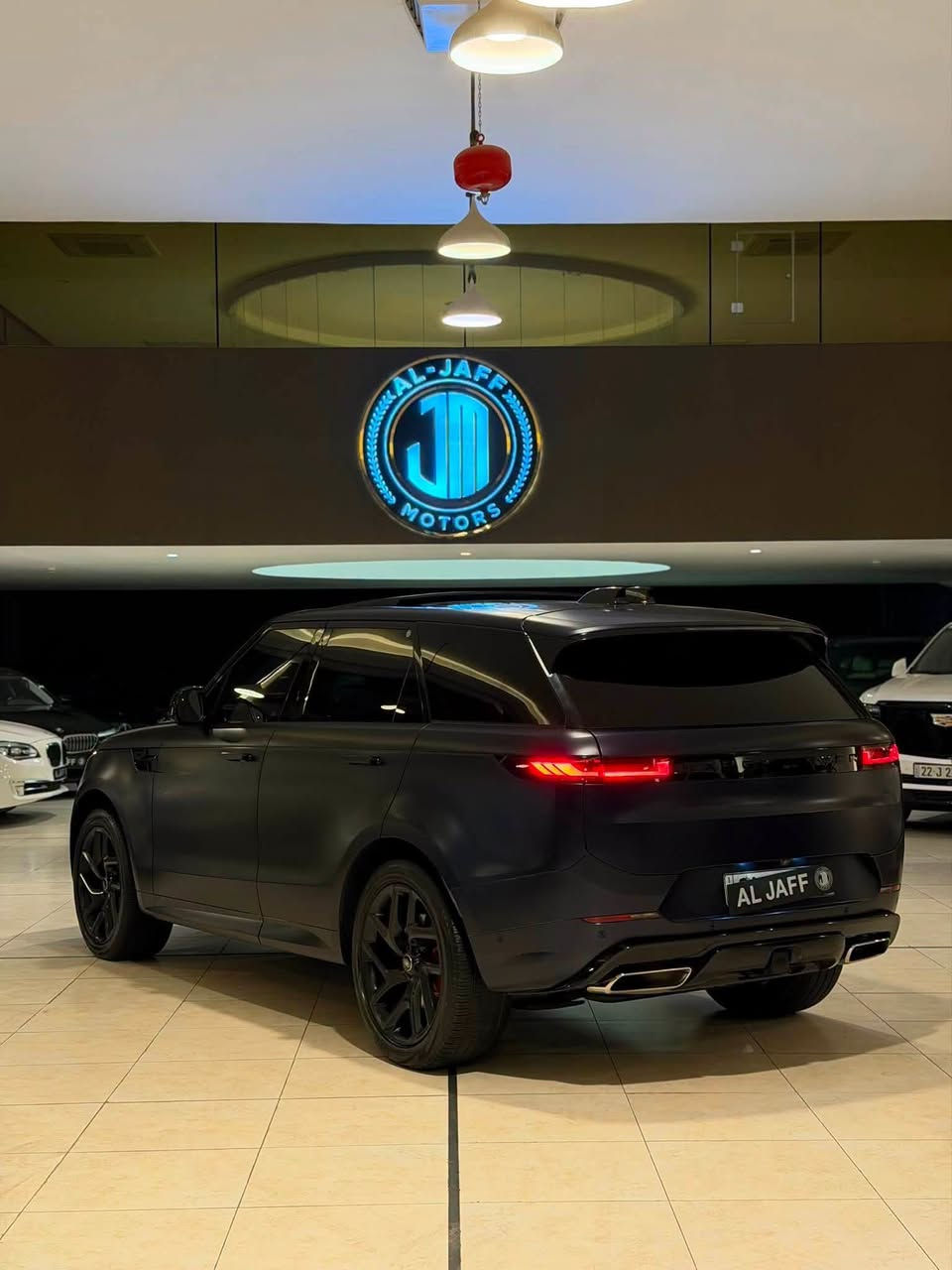 سعر جدا مناسب🔥🔥
السلام عليكم
للبيع Range rover sport p400
موديل2023  ضمان دولي كلين 
فول مواصفات داينمك ٦ سلندر كشنات كهرباء وميموري وتدفئة وتبريد ولايتات adaptive وجكات وبانوراما و٤ كامرات ٣٦٠ درجة ودوسات كهرباء وحساسات ورادار امامي وخلفي ونقط عمياء وقيادة إلية وصندوك كهرباء وداخل جملي بلاد وبعد كلش هوايه مواصفات 

🚨السياره وارد امريكي وكلين تايتل مكفولة من كلشي 
گير ومكينه وحداديه بشرط وتخم تاير جديد عليها 
 🚨ومرقمة وجاهزة ومغلفة ppf مات وبيهة كتاب تضليل من مديرية المرور 
السعر :765 $ ورقة
العنوان : السليمانية المعارض الجديدة معرض (الجاف)
للأستفسار:*********** كاوه جمال 
او واتساب نفس الرقم
