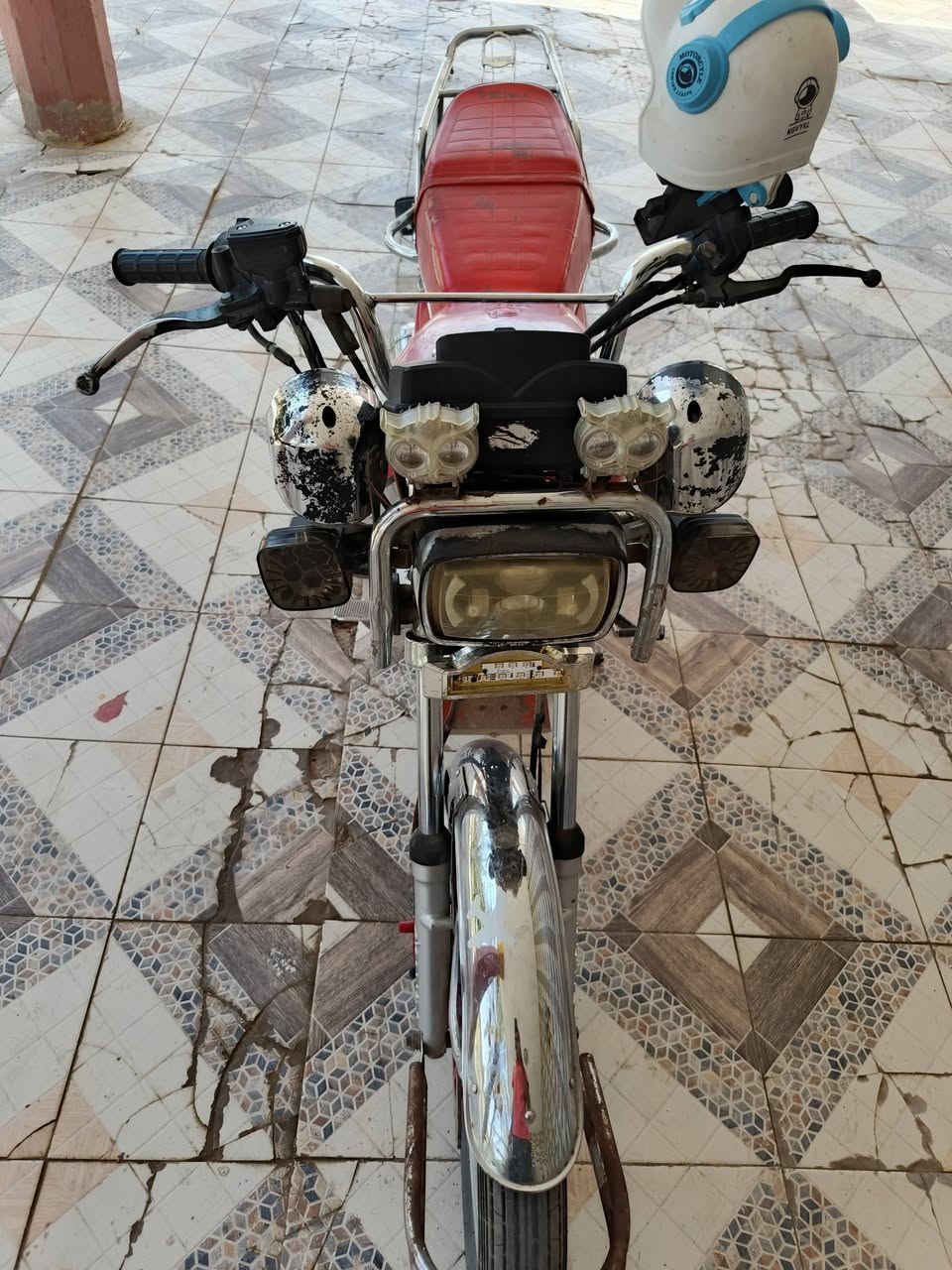 دراجه سفانه البيع خمسه كير موديل ٢٣ أوراق كمرك مكفولة من كل شيء محرك كير كهربائيات شركة ستفسار *********** وتساب

