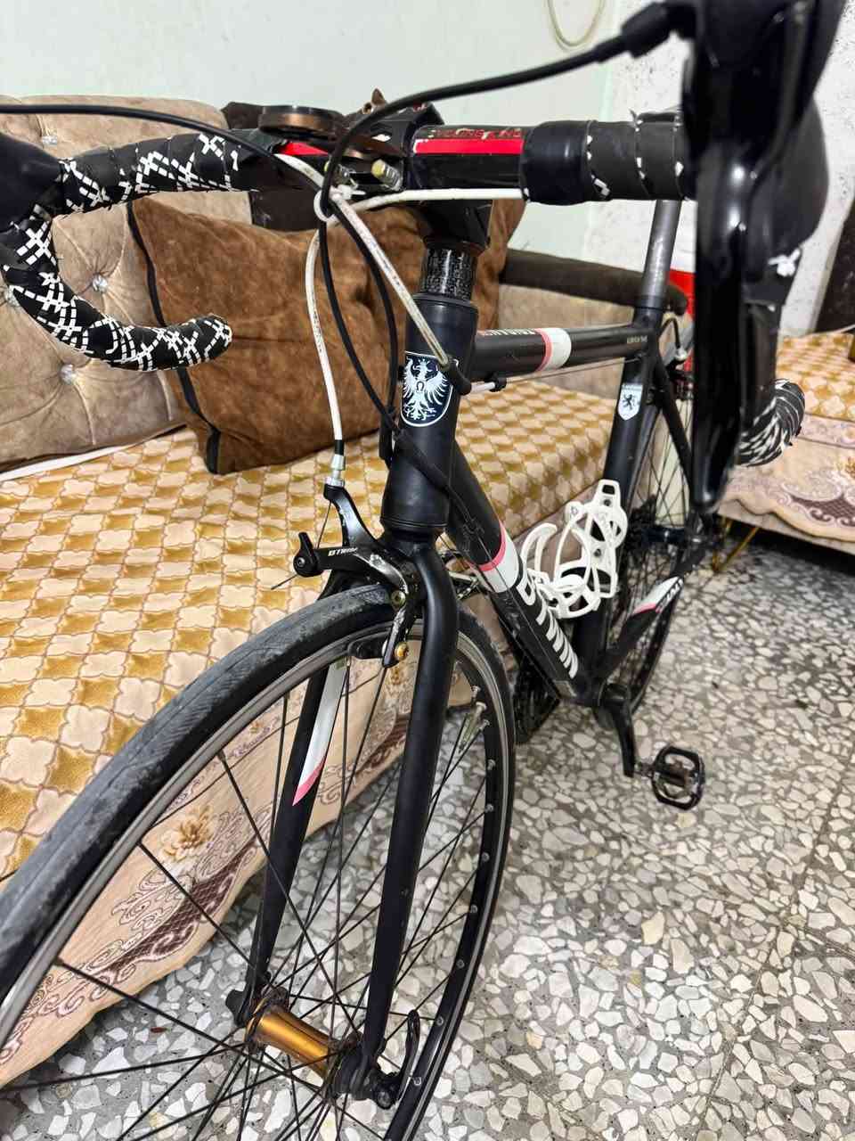 بايسكل سباق اصلي ماركه ب توين. للبيع. اصلي نضافه ٨٠/١٠٠. جاهز اي نقص مابي. بغداد. ***********

