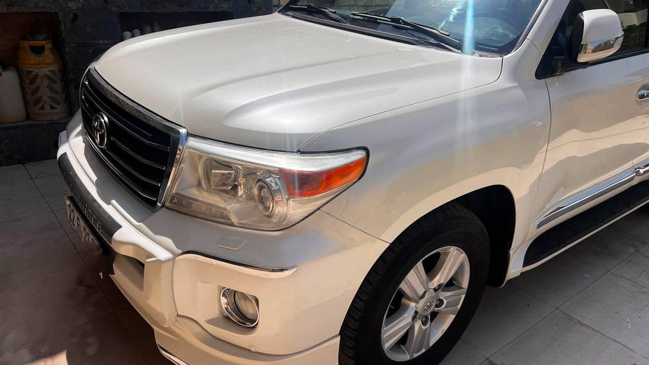 للبيع تويوتا لاندكروزر GX موديل 2013 كفالة عامة
الفئة: GX فول مواصفات
المحرك: V6
الجير: أوتوماتيك
المحرك ما مفتوح
المحرك والكير والتبريد والأكسل كلها مكفولة بشرط 100٪
المواصفات:
بصمة
شاشة كبيرة
سلايد
ثلاجة
تحديد سرعة
6 إيرباكات
حساسات أمامية وخلفية
بخاخ لايتات مرايات شفط اشارة بالمري  
والسونار مرفق بالمنشور 
محرك وكير على وضع الشركة برغي ممفتوح بيهة 
مكاني ميسان العمارة 
للاستفسار ***********
