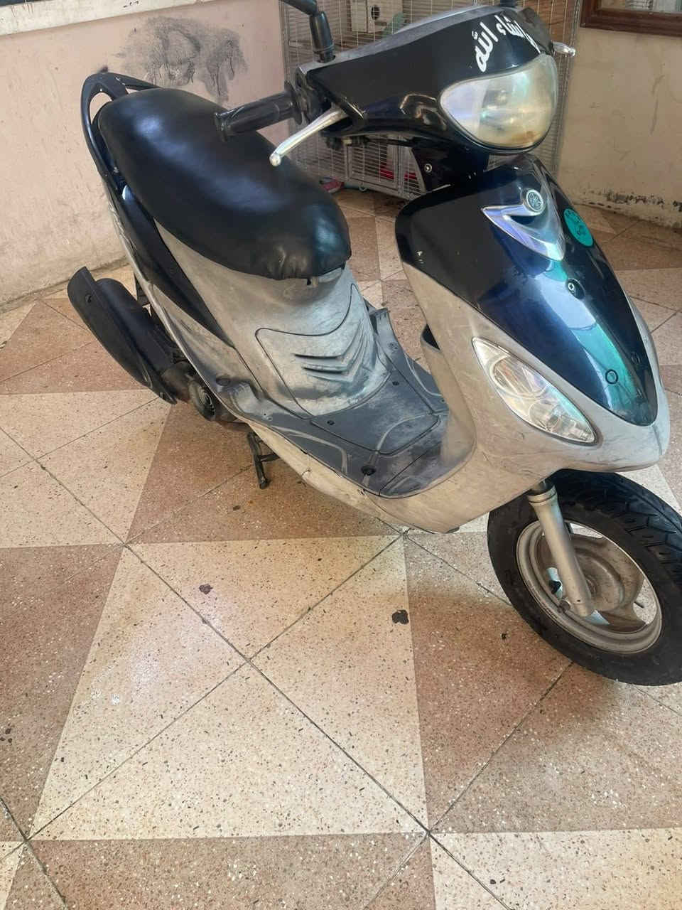 سلام عليكم
دراجه للبيع ماكس دراجه كلش نضيفه 
بلاديه   مكينه خرسه ماينسمع صوته
كلشي شغال مابيها شي نقص بس جاملغ امامي
كهربائيات كله شغال مابيه نقص 
سعره..650.. اوبيه مجال حك الجيه 
***********
عنوان الزعفرانيه
